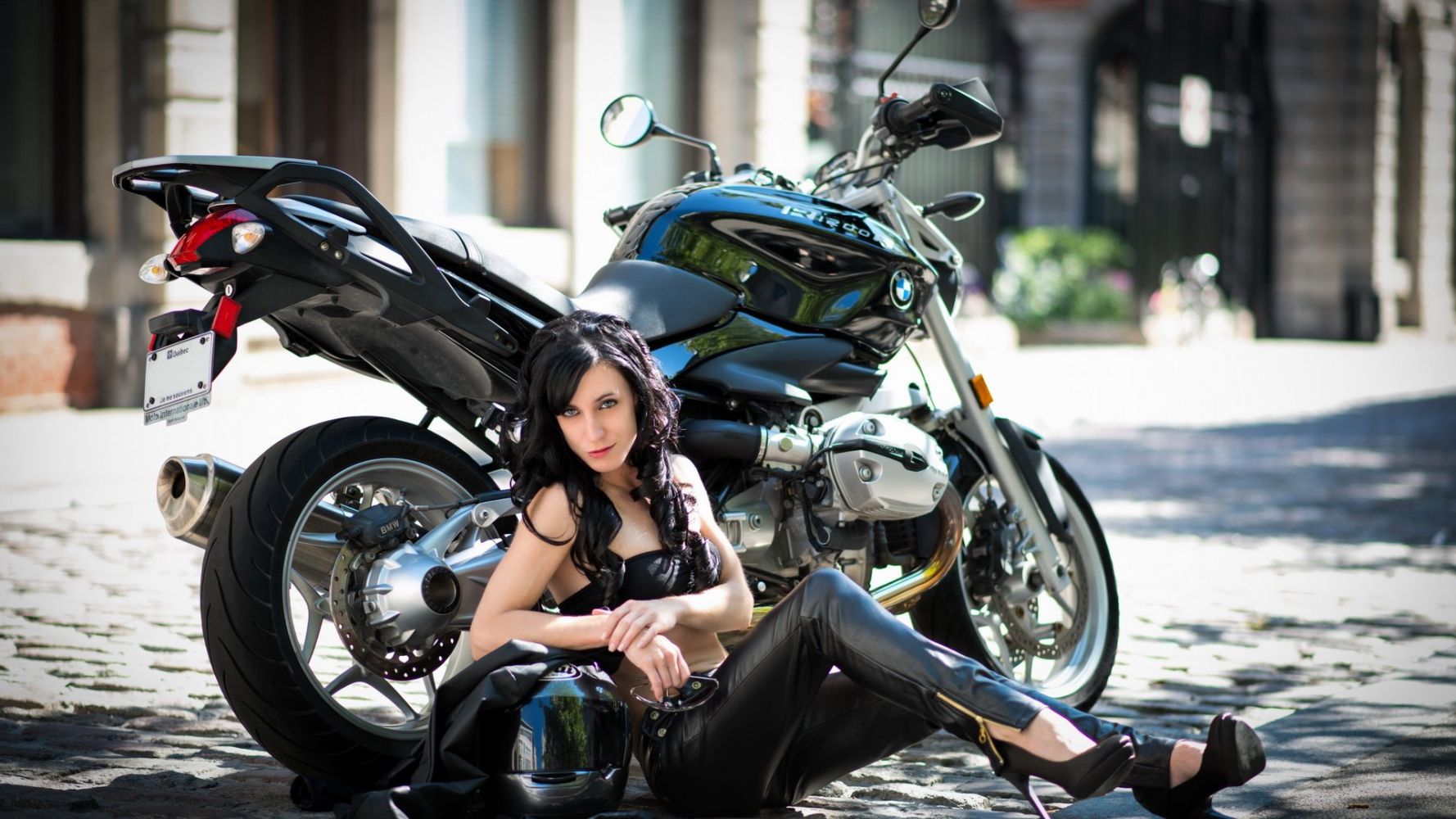 European women on bikes in Liaoyang